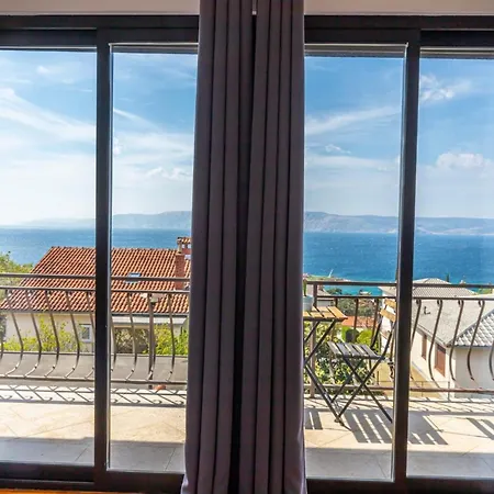 Apartament With Parking Space - 22846 *