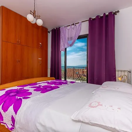 With Parking Space - 22846 Apartman